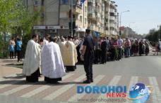 Sute de credincioşi au participat, sâmbătă, la pelerinajul de Florii din Dorohoi - FOTO