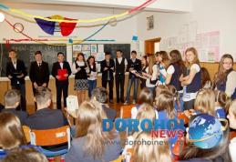 9 Mai - sărbătorit la Școala Gimnazială „Mihail Kogălniceanu” Dorohoi - FOTO