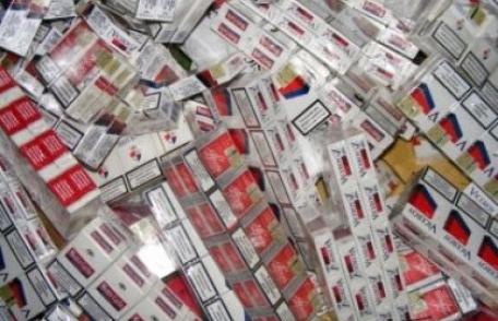 Transport cu ţigări de contrabandă, depistat în trafic de poliţiştii botoşăneni