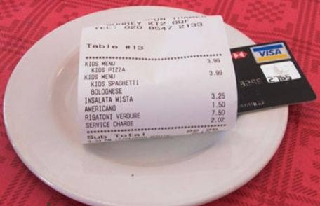 Cum ai putea mânca la restaurant fără să achiţi nota de plată. Decizia pe care o poate lua Ministerul Finanţelor