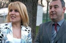 Elena Udrea şi Dorin Cocoş au divorțat după 10 ani de căsnicie. Care este motivul