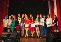 Liceul Regina Maria a organizat Festivalul de Teatru „Cu mască sau fără mască” Ediţia I - FOTO