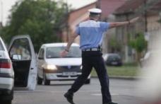 Dorohoiancă, depistată de polițiști, transportând țigări de contrabandă cu taxi-ul