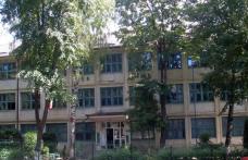Școala Gimnazială „Spiru Haret” va începe noul an școlar cu geamuri noi