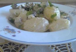 Salată de cartofi cu vinete