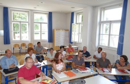 Curs de formare la nivel european pentru profesorii din aria curriculară „Matematică şi ştiinţe”