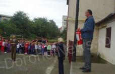 Simulare în caz de incendiu și exerciţiu de evacuare la Școala „Mihail Kogălniceanu” Dorohoi - FOTO