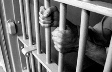 Închisoare cu suspendare pentru femeia din Havârna care și-a omorât soțul