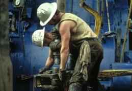 Munca pe platforme petroliere – Salarii 3000 – 8000 $ lunar