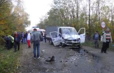 Accident grav de circulație produs între Darabani şi Păltiniş. Două persoane au rămas încarcerate