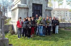 Liceul Tehnologic Special „Ion Pillat” Dorohoi - „25 Octombrie - Ziua Armatei Române”