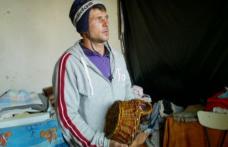 Povestea bărbatului din Hilișeu-Horia care îşi întreţine familia împletind coşuri