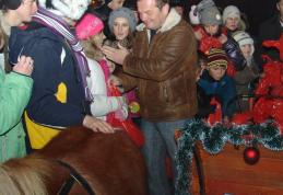Întâlnire cu Moș Crăciun: Veniți la bradul din fața primăriei vechi din Dorohoi