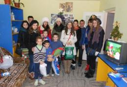 Colegiul Național „Grigore Ghica”, Dorohoi - Campanie de voluntariat - Vrei să crești? Dăruiește! - FOTO