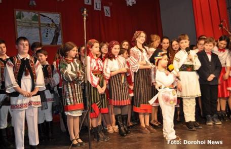 Şcoala Gimnazială „Mihail Kogălniceanu” Dorohoi în atmosfera sărbătorilor de iarnă – FOTO