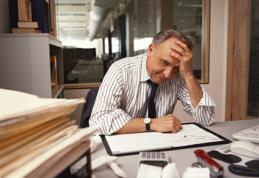 Munca la birou îţi distruge sănătatea încet dar sigur