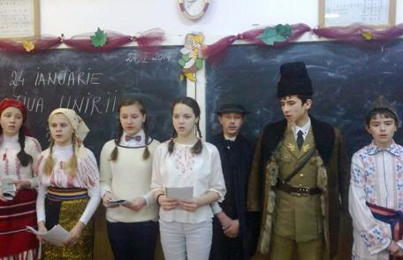 24 ianuarie Unirea Principatelor Române la Şcoala Gimnazială „Dimitrie Romanescu” din Dorohoi - FOTO
