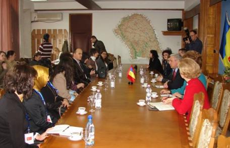 O delegaţie de profesori din Turcia, în vizită la Prefectură