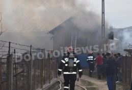 UPDATE: Incendiu violent izbucnit la un atelier de tâmplărie din Dorohoi - VIDEO/FOTO