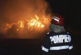 Bunuri materiale de peste 10.000 distruse într-un incendiu