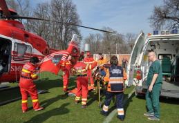 O nouă intervenţie a elicopterului SMURD la Dorohoi: Bărbat transferat la Iaşi după ce a suferit un infarct - VIDEO/FOTO
