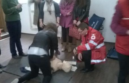 Activități desfășurate și la Dorohoi de Crucea Roșie în cadrul programului „Școala altfel” ! - FOTO