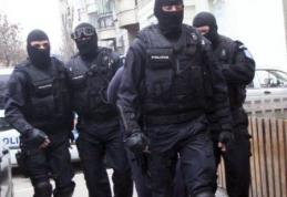 Percheziții efectuate în județul Botoșani pentru destructurarea unor grupări infracționale