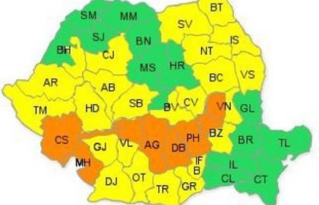 Cod portocaliu de ploi şi vijelii în nouă judeţe din România