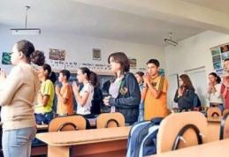 Ministerul Educației și Biserica Ortodoxă au încheiat un protocol privind predarea religiei în școli