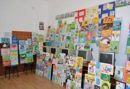 Expoziție la Clubul Copiilor din Dorohoi, în cadrul Concursului Naţional „Mesaj de prietenie”