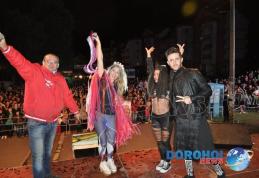 Concert incendiar și extravagant susținut de Corina la Zilele Copilului Dorohoi 2014 – VIDEO/FOTO