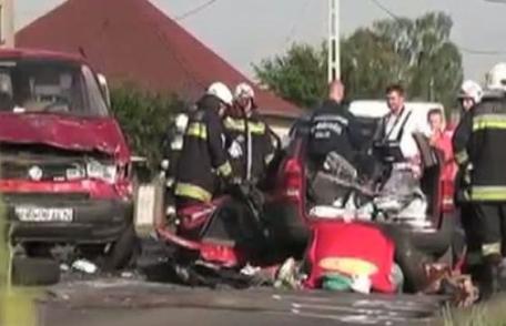 Accident Ungaria: Imagini de groază de la coliziunea cu cinci români morţi