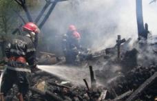 Detaşamentul de Pompieri Dorohoi a intervenit în stingerea unui adăpost de animale incendiat