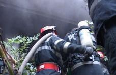 Casă distrusă parţial într-un incendiu la Dorohoi