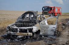 Autoturism Dacia Duster distrus complet într-un incendiu produs la Brăești – VIDEO/FOTO
