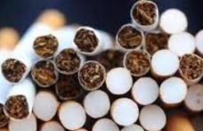 Botoșăneancă depistată în timp ce comercializa țigări de contrabandă