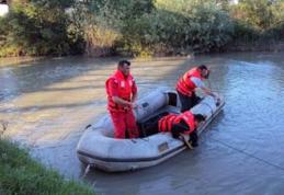 Trupul neînsufețit al unui copil înecat în Siret, recuperat de pompieri