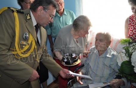 103 ani de viață: Veteran de război sărbătorit la Dorohoi în prezența oficialităților – FOTO