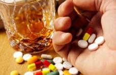Combinaţia dintre medicamente şi alcool, extrem de periculoasă. Iată care sunt riscurile