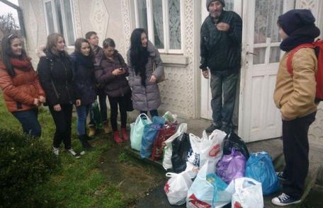 Colegiul Naţional „Grigore Ghica” Dorohoi - Săptămâna legumelor şi a fructelor donate - FOTO