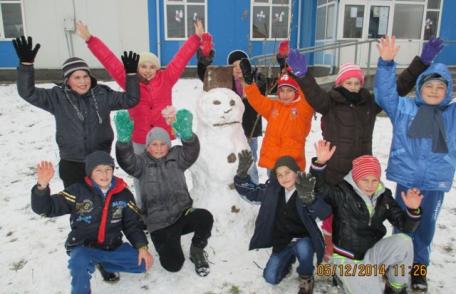 Ziua internațională a voluntarilor sărbătorită la Școala Primară nr. 2 Saucenița - FOTO