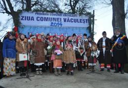 Ziua comunei Văculești 2014: Ansamblul Folcloric „Dor de horă” din Văculești – VIDEO/FOTO