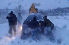 ISU Botoșani: Zeci de persoane salvate din nămeți în urma fenomenelor meteo periculoase din ultimele ore