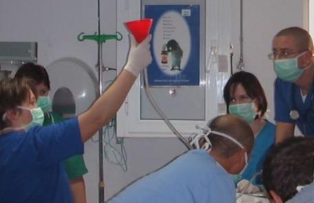 O tânără a dat în judecată Spitalul „Sf. Spiridon” din Iaşi, acuzând trei operaţii nereuşite la nas