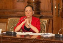 Claudia Țapardel: Opoziția trebuie să trateze cu seriozitate discuțiile despre infrastructura de transport din România, nu în cheie politicianistă