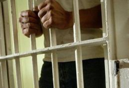 Un român s-a sinucis într-un penitenciar din Italia după ce a fost condamnat pe viaţă