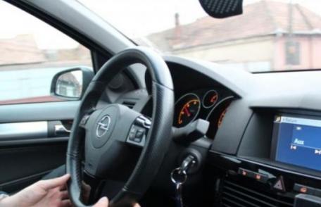 Tânăr prins la volanul unei mașini furate din Germania