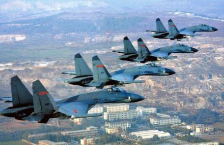 Marea Neagră fierbe: Avioanele Rusiei exersează scenarii de atac