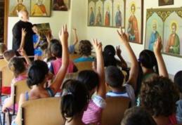 Peste 90 la sută dintre elevi s-au înscris la ora de religie