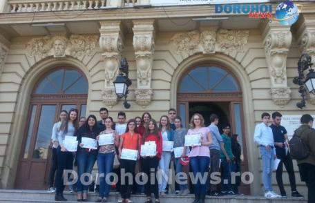 Premii numeroase câștigate de Elevii Colegiului Naţional „Grigore Ghica” Dorohoi la Concursul Naţional de Chimie